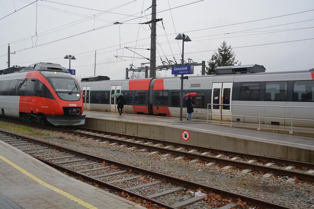 Am 18. März wird im Bahnverkehr im Wesentlichen der Wochenendfahrplan zur Anwendung kommen.