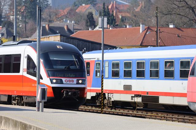Auch die Zahl der PendlerInnen am Mühlkreisbahnhof ist massiv zurückgegangen ...