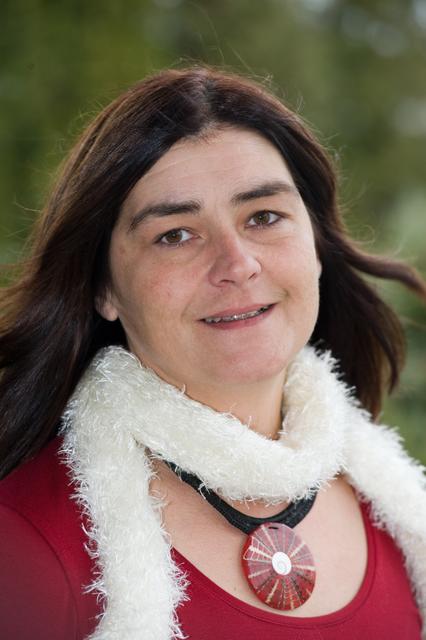 Waltraud Gelder ist Psychotherapeutin und zertifizierte Kinder- und Jugendpsychotherapeutin.
