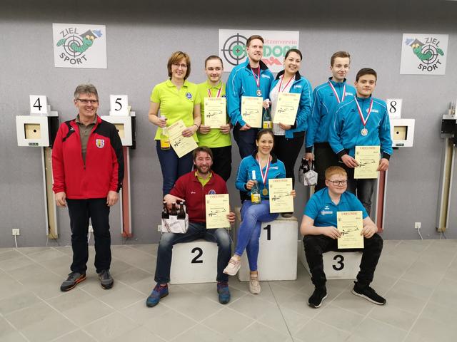 hinten: Eva Innreither,Rußmann Konrad, Laus Christoph, Hauer Brigitte, Kerbl Samuel, Kerbl Simon.
vorne: Prammer Bernhard, Innreither Georg, Rudolf Lisa, Scheuringer Henrik.