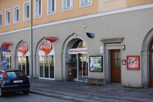 Neben Supermärkten und Apotheken haben auch die Linzer Bäckereien weiterhin geöffnet. | Foto: BRS