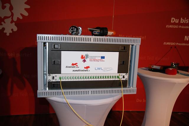 Isolierungsmaßnahmen: Die Firma tirolnet erhöht die Uploadgeschwindigkeit aller Privatkunden (Symbolfoto). | Foto: Othmar Kolp