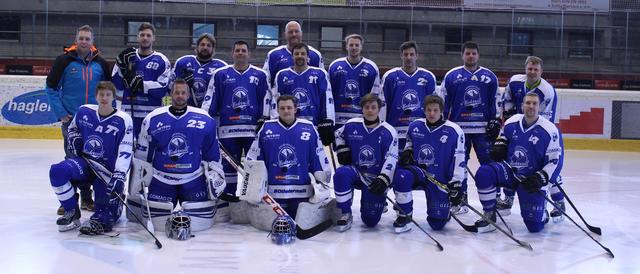 Nach dem Saison-Aus engagieren sich einige Spieler der Islanders in der Gemeinde