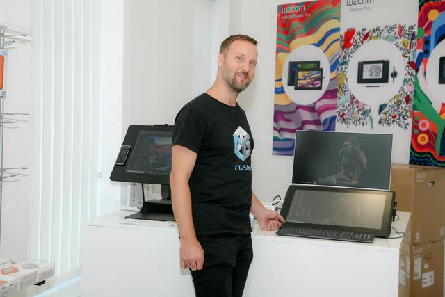 CG-Shop-Chef Markus Fiala bietet EDV-Ausstattung für das Homeoffice. | Foto: Barbara Loschan