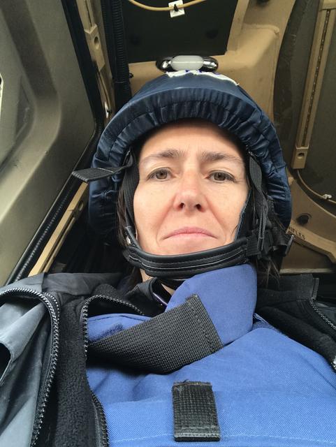 Auch Alexandra Föderl- Schmid muss wie alle Journalisten vor Ort bei ihrem Einsatz im Gazastreifen einen Helm und Schutzkleidung tragen. Dies aufgrund der Raketenbeschüsse aus dem Gazastreifen auf Zentralisrael. | Foto: Roland Adrowitzer