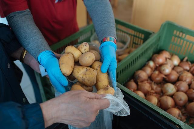 Lebensmittel für Bedürftige: Die Caritas startet eine Lebensmittelausgabe in Graz. | Foto: Caritas Steiermark