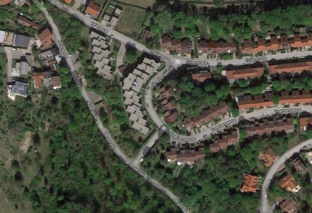 Ab der Vogelsanggasse ist die Bergstraße für den Autoverkehr gesperrt.
