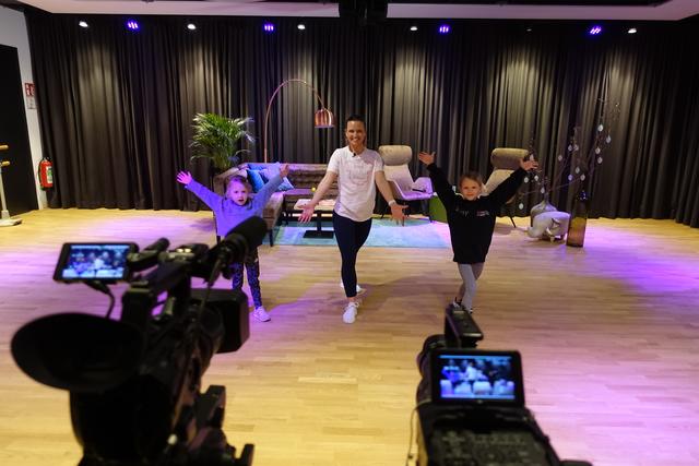 Tanzprogramm für Groß und Klein.