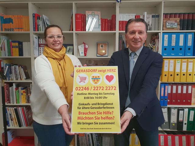 Bürgermeister Alexander Vojta und Stadtamtsdirektorin Gerda Hirschhofer