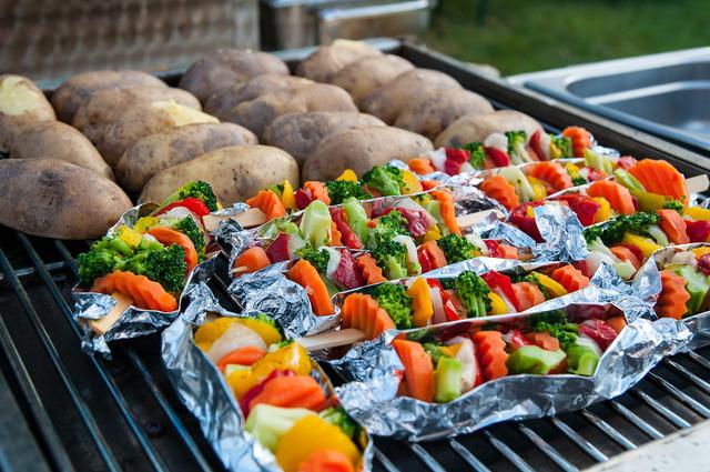 So bunt war der Griller noch nie