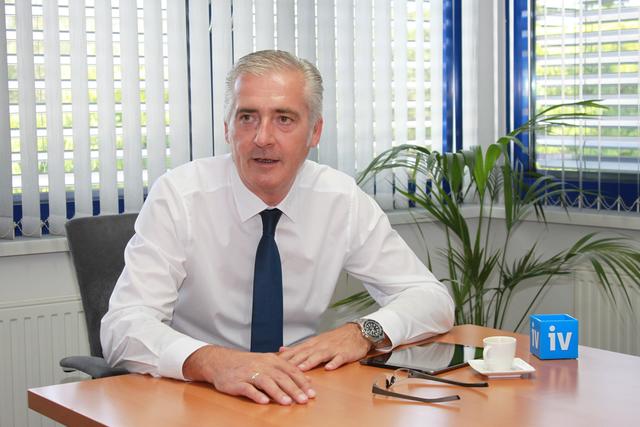 IV-Präsident Manfred Gerger macht auf die Bedeutung der Industrieprodukte für die Grundversorgung der Bevölkerung aufmerksam. | Foto: IV Burgenland