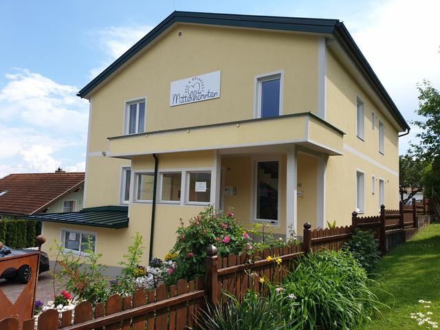 In der Freimarktstraße ist das "Bed & Breakfast Mittelkärnten" angesiedelt.