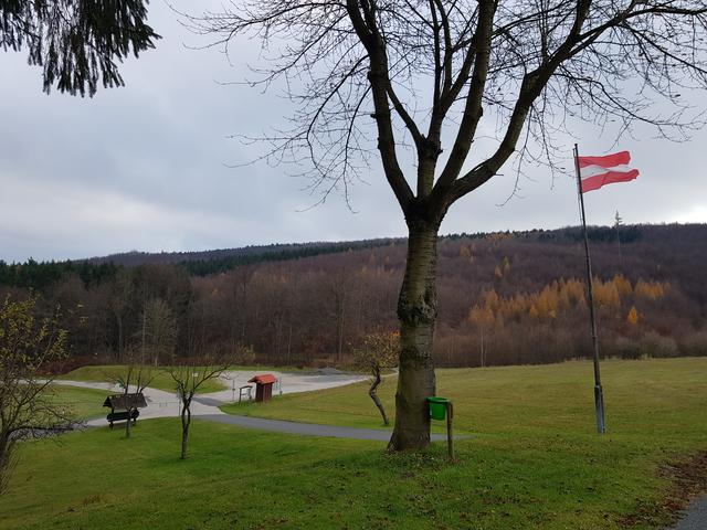 Die Region Wienerwald kauft auch online lieber regional als bei den großen Versandriesen.