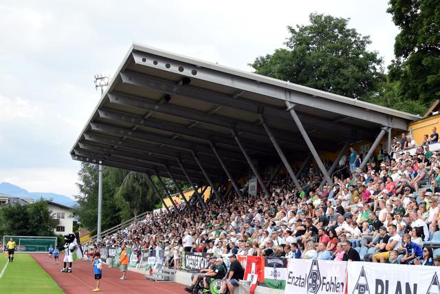 Ungewisse Zukunftsklärung - Meisterschaft, Verträge, Trainingslager, internationale Saisonvorbereitung etc. für die internationalen Proficlubs.