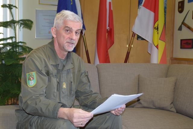 Militärkommandant Walter Gitschthaler: „Wir planen ständig voraus, um auf alle möglichen Entwicklungen der Lage reagieren zu können.“