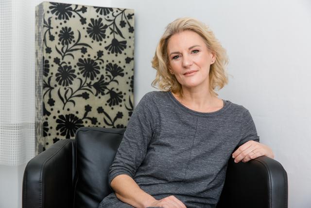 "In Krisenzeiten sollte man den Ball eher flach halten, sich selbst und seiner Familie Zeit für die Anpassungsprozesse geben", sagt Heidrun Eichberger-Heckmann, Fachleitung Psychotherapie bei Proges.