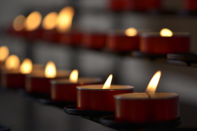 Auch die Kirche ist von den Maßnahmen der Regierung betroffen. Es finden keine öffentlichen Gottesdienste statt.