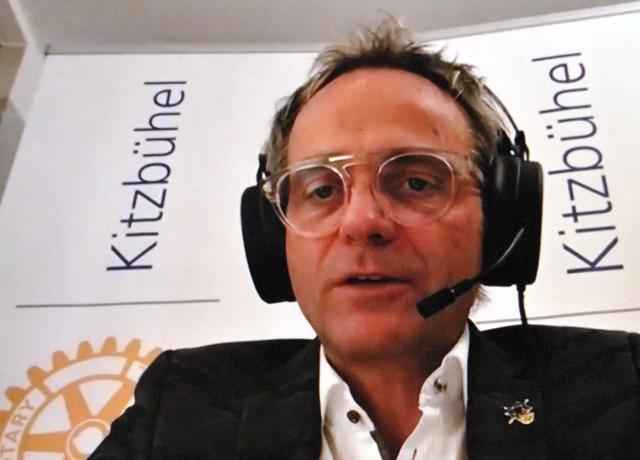 Thomas Gredler, Präsident der Rotaryclubs Kitzbühel hat zum Videomeeting eingeladen.