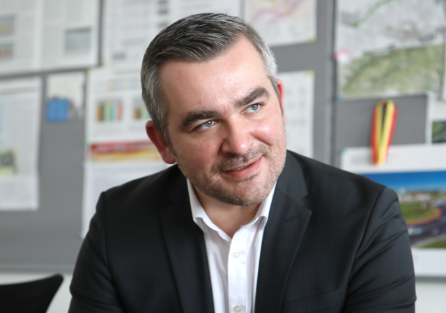 „Personen, die durch die Coronakrise unverschuldet in eine Notlage geraten, sollen nicht noch zusätzliche existenzielle Ängste und Sorgen haben, ob sie die nächste Monatsmiete noch zahlen können“, betonte LR Heinrich Dorner.