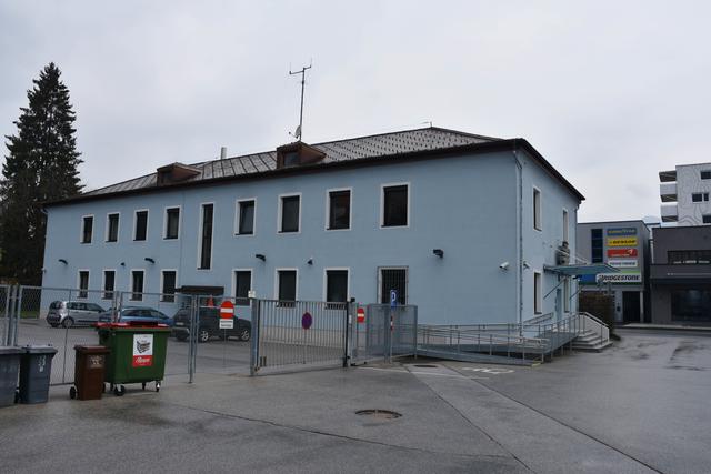 Ab Dienstag, den 31. März soll in der Polizeiinspektion Wörgl der Parteienverkehr untertags und ab Mittwoch durchgehend wiederaufgenommen werden.