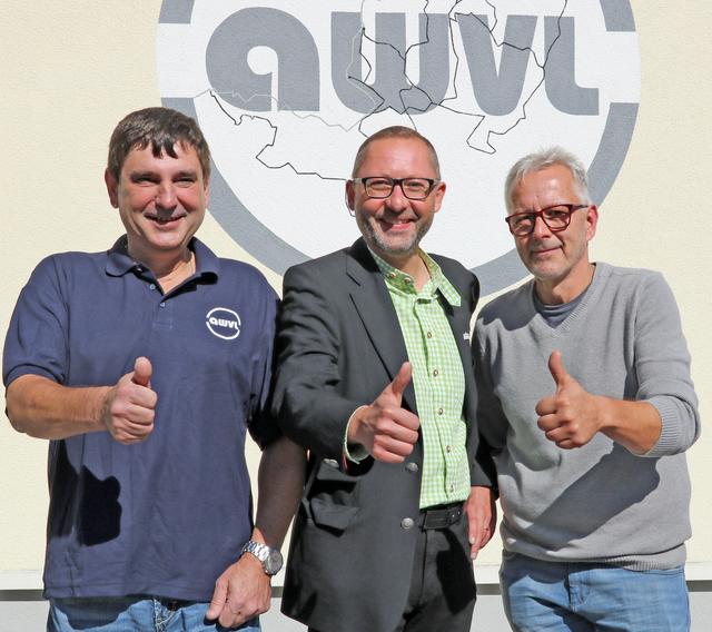 Mitarbeiter der Stadtgemeinde Gmünd, des Städtischen Wasserwerkes und des Abwasserverbandes Lainsitz auf einem Archivbild des Vorjahres (von links): Betriebsleiter im Abwasserverband Robert Neumann, Stadtbaudirektor Michael Prinz und Wassermeister Thomas Gallistl.