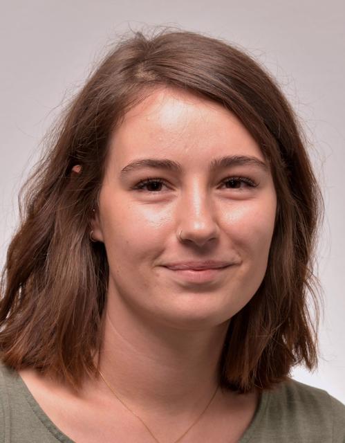 Lucia Schneider, Studentin an der Fachhochschule Gesundheitsberufe Oberösterreich, empfiehlt Schreiben während der Corona-Pandemie.