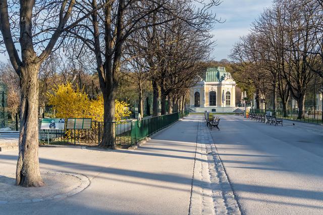 Im Moment herrscht im Tiergarten Schönbrunn gähnende Leere.