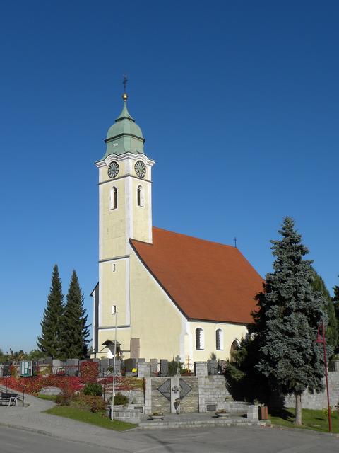 Die Kirche in Eitzing.