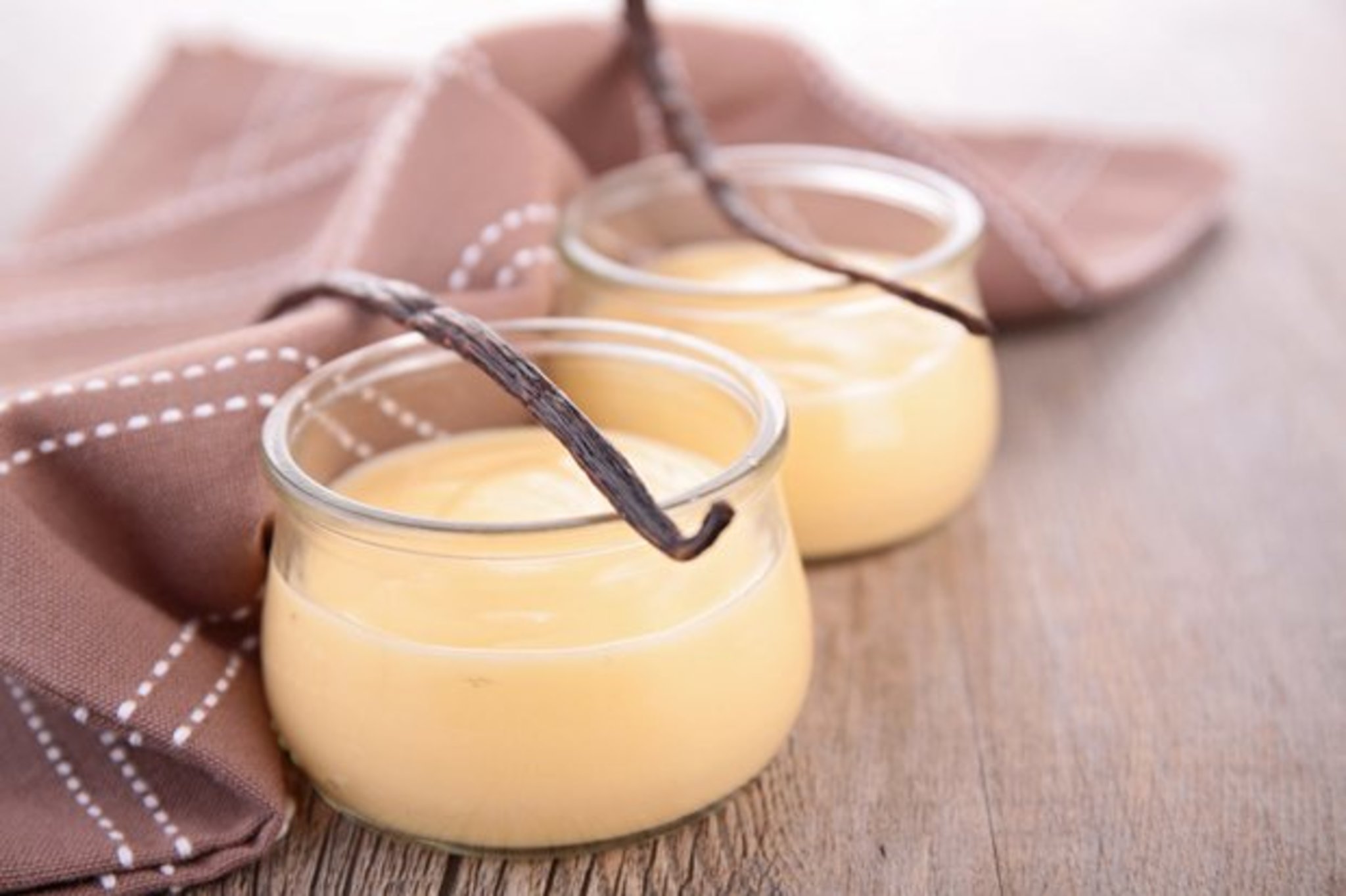 Backen Sie Diesen Leckeren Apfelmus Kuchen Mit Vanillepudding Er Schmeckt Zum Verlieben