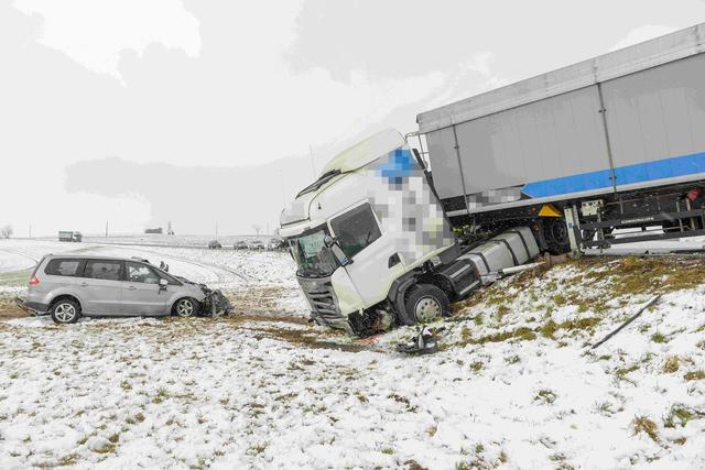 Österreichweit kamen im ersten Quartal des Jahres mehr Menschen bei Verkehrsunfällen ums Leben als im Vorjahr. Der VCÖ fordert verstärkte Sicherheitsmaßnahmen (Symbolbild).