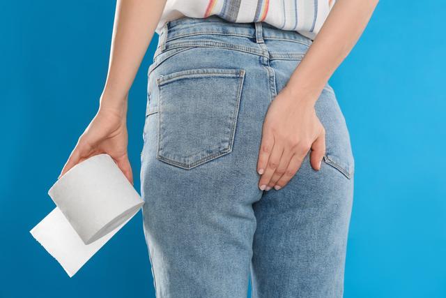 Hämorrhoiden sind oftmals ein Tabu. | Foto: New Africa/Shutterstock.com