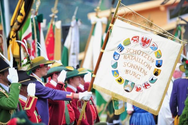 Das Alpenregionstreffen wird verschoben – das Bataillon Sonnenburg entscheidet Ende April über die Durchführung des Bataillonsfestes in Birgitz! | Foto: Hassl