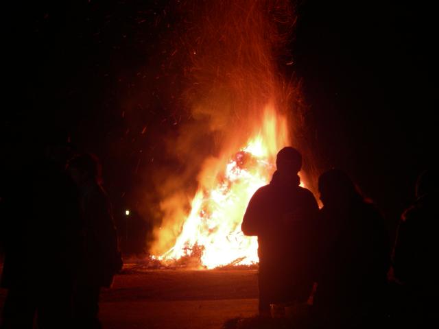 Aufgrund der Corona-Krise dürfen heuer keine Brauchtumsfeuer entzündet werden.