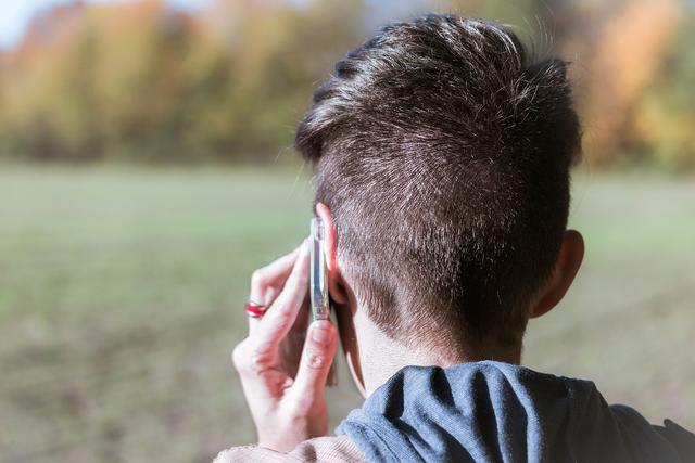 Unter 0512/561734 beraten die PsychotherapeutInnen kostenlos.