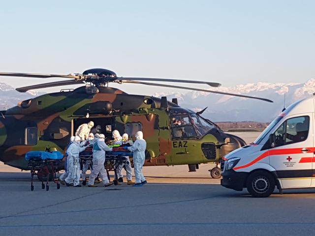 Infektionstransport zweier Patienten aus Frankreich nach Salzburg.