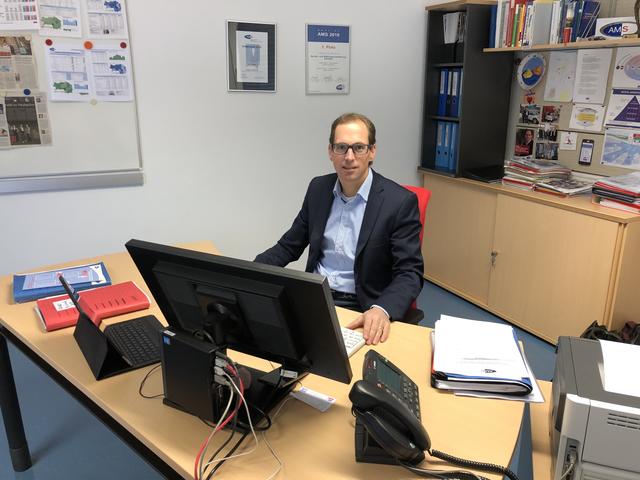 Helge Röder informiert über den Arbeitsmarkt im Bezirk Liezen. Seit Beginn der Ausgangsbeschränkungen haben sich 2.745 Personen beim AMS arbeitslos gemeldet.