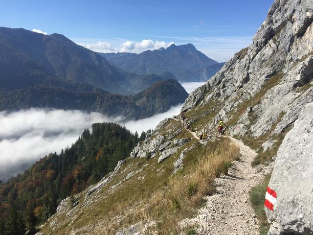 Von Bergtouren wird in der Corona-Krise dringend abgeraten. Trotzdem war der Schoberstein in Steinbach am Attersee zuletzt ein beliebtes Ziel.
