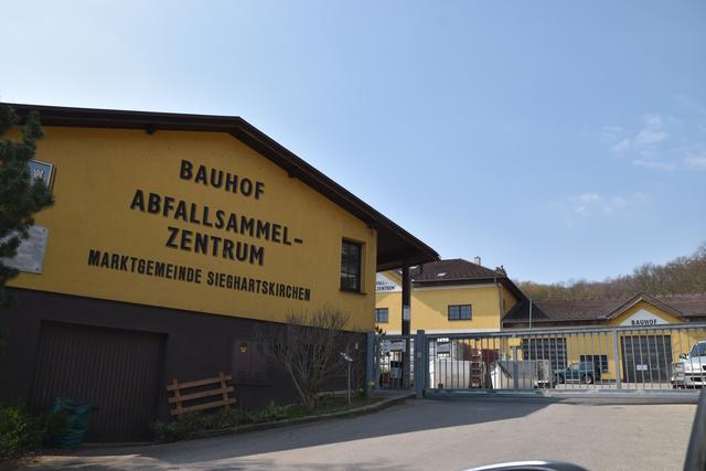 Am 4. April ist das Zentrum in Sieghartskirchen von 9 bis 12 Uhr für dringend notwendige Entsorgung geöffnet.