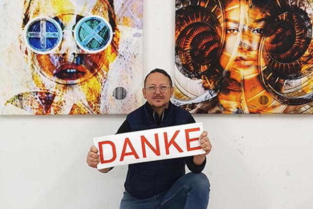 Der Künstler Jürgen Norbert Fux will sich bei den Menschen bedanken, die sich für andere einsetzen und verlost zwei seiner Werke.