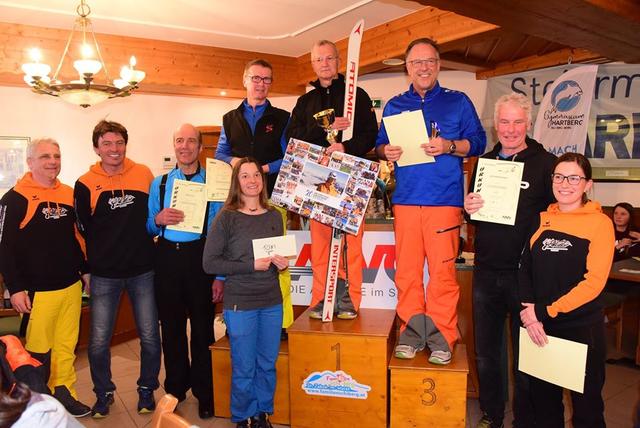 Anton Narnhofer wurde im Rahmen der Vereinsmeisterschaft des TSV Ski Gymnasium Hartberg offiziell verabschiedet.