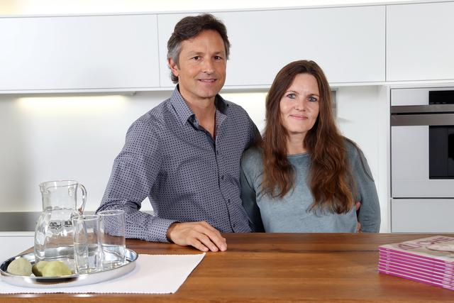 Willibald Köfer und Susanne Lehner, Inhaber der Lehner Wohnwerkstatt und Fachbetrieb für Plameco Spanndecken.