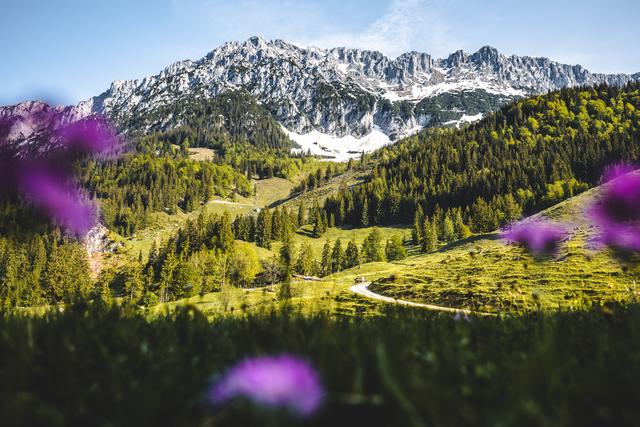 Sicherheit in turbulenten Zeiten: Sollte die Anreise für den gebuchten Urlaub nicht möglich sein, kann mit der "Wilder Kaiser Umbuchungsgarantie" bis eine Woche vor Anreise kostenfrei umgebucht bzw. storniert werden.