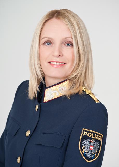 Landespolizeidirektorin Michaela Kohlweiß: „Polizei-Arbeit erfordert in Zeiten wie diesen besondere Sensibilität.“
