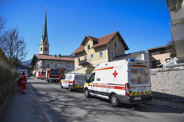 Die Feuerwehr war rasch zu Stelle – der Kabelbrand konnte lokalisiert und gelöscht werden.