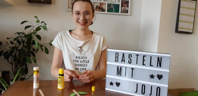 Kreativ gegen Corona, auch für Kinder: Gemeindemitglied Johanna Lerchbaumer verlegt mit ihren Bastel-Tipps das traditionelle Osterbasteln vom Gemeindezentrum auf den Youtube-Kanal der Glaubenskirche