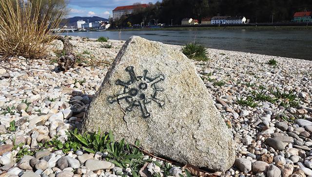 Corona-Stencil, Donaustrand Alt-Urfahr West, März 2020