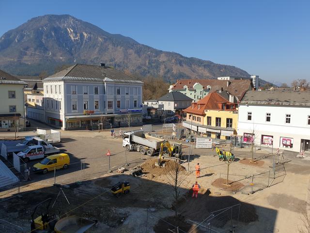Hauptplatz Ferlach nimmt Gestalt an.