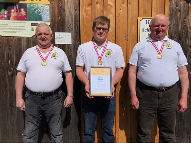 Der Imkerverein Maria Schmolln holte sich bei der Ab Hof Messe Wieselburg für vier Einsendungen vier Medaillen. Drei davon in Gold.