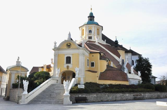 Um den Menschen trotz vorübergehender Schließung einen Besuch im Kalvarienberg zu ermöglichen, hat die Pfarre Eisenstadt Oberberg den Online-Kreuzweg geschaffen. | Foto: Opitz