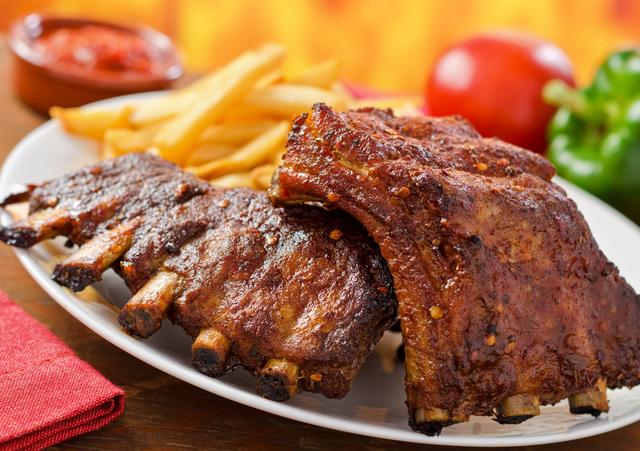 Mittagessen beim Wirt ums Eck abholen und daheim genießen – das ist trotz Corona-Beschränkungen nun wieder möglich.